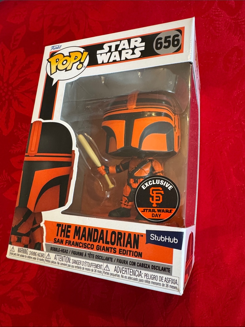 Funko Pop! Star Wars Days The Mandalorian SF Giants